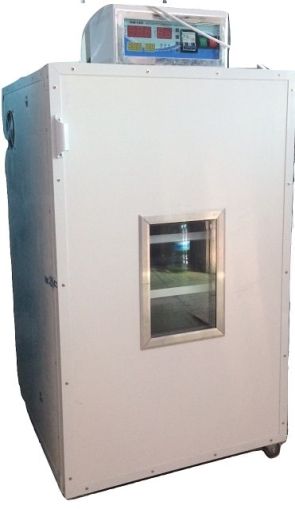 Incubator profesional cu intoarcere automata IP-3S, 663 oua prepelita - 264 oua gaina - 189 oua rata / curca - 96 oua gasca