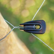 Izolator de colt pentru gard permanent